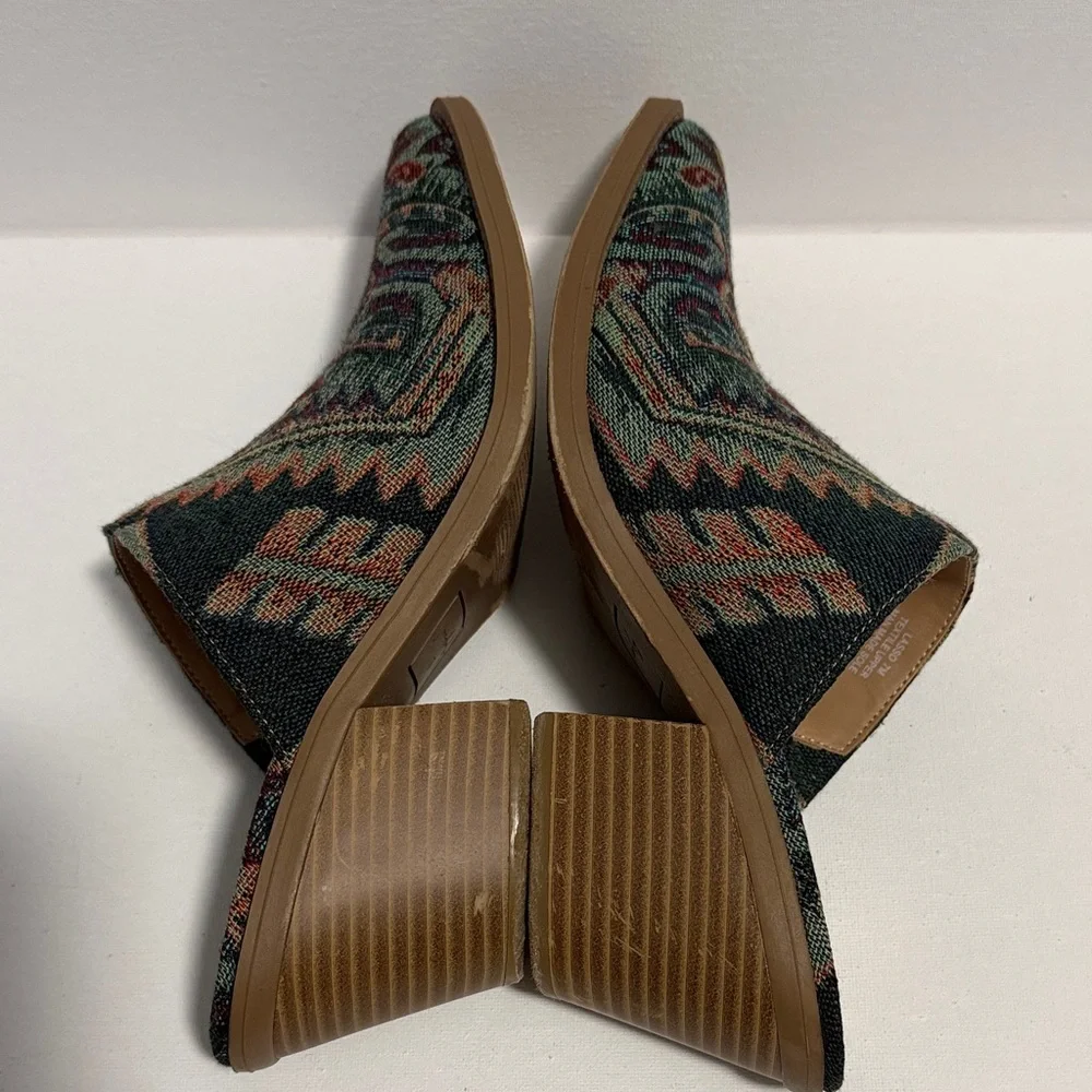 Wonderly Green and Brown Patterned Women's Mules - Picture 8 of 13